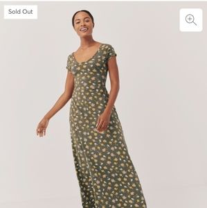 Pact fit and flare maxi dress floral green